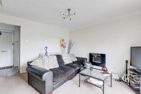 2 bedroom terraced house for sale, Syon Park Close, West Bridgford NG2