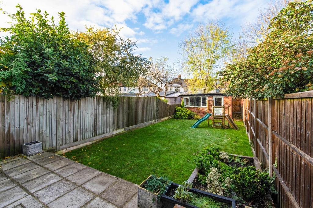 FAIRFORD GARDENS (12).jpg