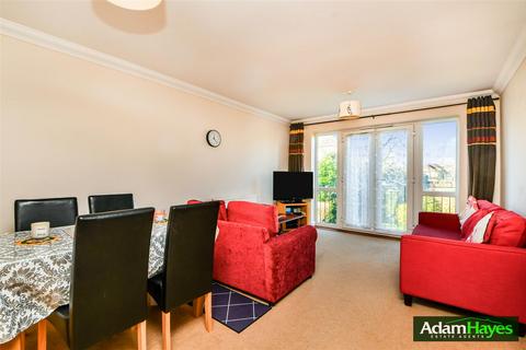 2 bedroom apartment for sale, Juliana Close, London N2