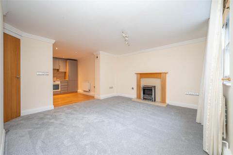 2 bedroom flat to rent, Guild Street, Stratford-Upon-Avon CV37