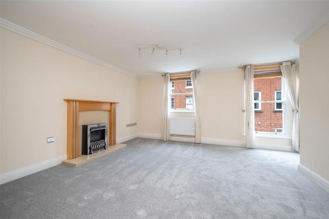 2 bedroom flat to rent, Guild Street, Stratford-Upon-Avon CV37