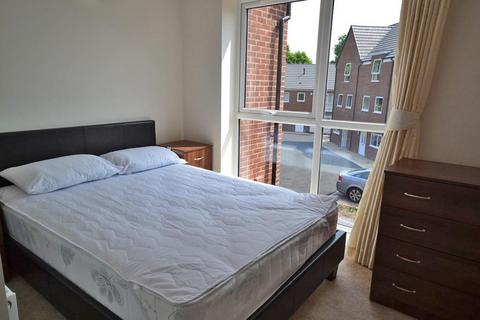 2 bedroom mews to rent, Valentine Way, Newcastle, ST5