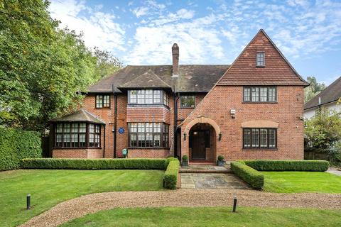 5 bedroom detached house for sale, Winterstoke Gardens, Mill Hill, NW7