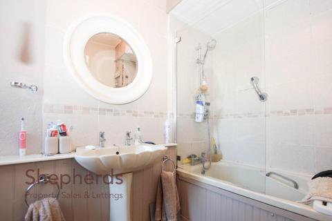 169 Trinity Lane, Waltham Cross, EN8 7EP