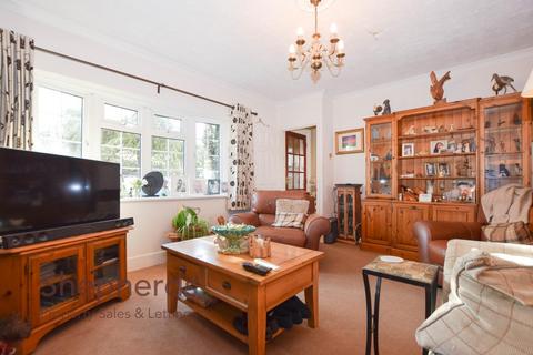 169 Trinity Lane, Waltham Cross, EN8 7EP