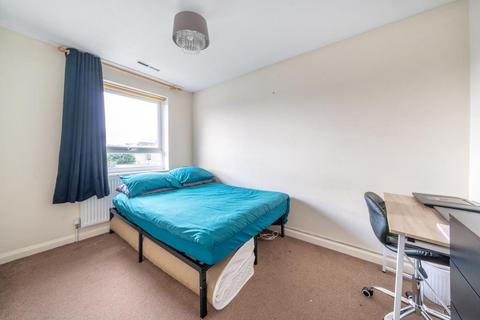 4 bedroom end of terrace house for sale, Maidenhead,  Berkshire,  SL6