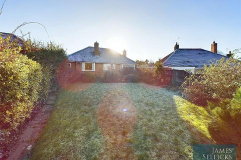 2 bedroom detached bungalow for sale, Elizabeth Drive, Oadby, Leicestershire