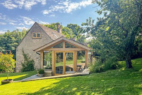 3 bedroom cottage for sale, School Lane, Castle Combe