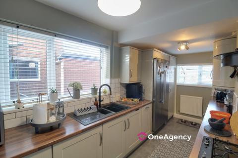 2 bedroom semi-detached house for sale, Derek Drive, Stoke-on-Trent ST1