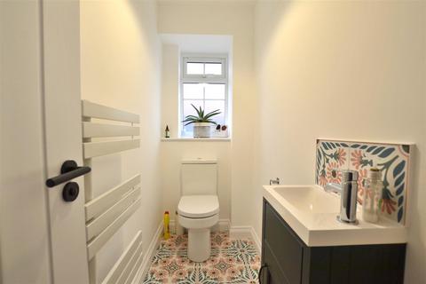 20 Broom Acres, Fleet, GU52 7UU