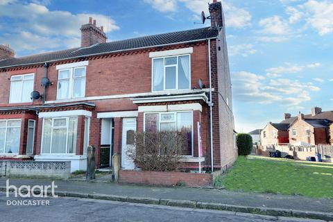 3 bedroom terraced house for sale, Holly Avenue, Bentley, Doncaster