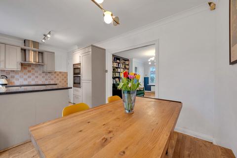 8 Chyngton Close, Sidcup, DA15 7HS