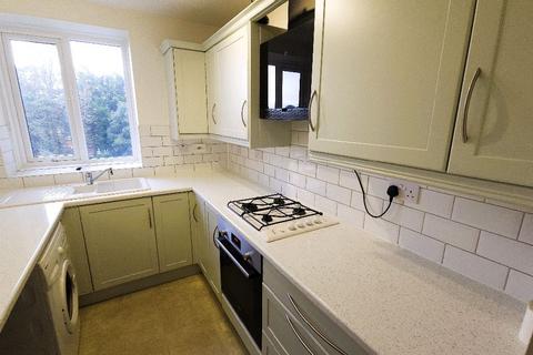 2 bedroom apartment to rent, Bourne Pines -  Christchurch Road, Bournemouth