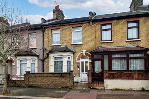 3 bedroom terraced house for sale, Hockley Avenue, London E6