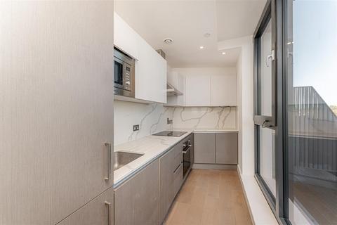 1 bedroom apartment for sale, Fox Lane, London