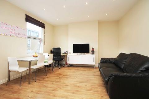 1 bedroom flat to rent, North End Road, London SW6