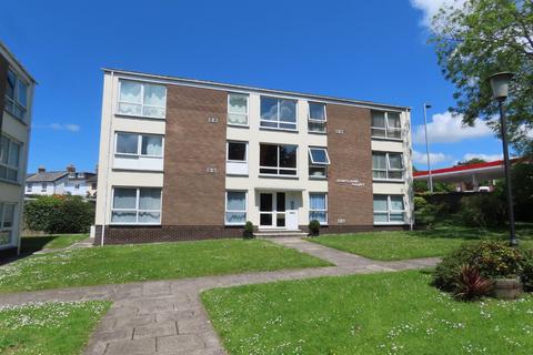 2 bedroom flat to rent, Victoria Road, Barnstaple, EX32