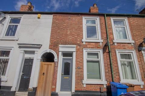 3 bedroom terraced house to rent, Derby DE22