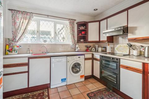 3 bedroom terraced house for sale, Pinchfield, Maple Cross, Rickmansworth, WD3