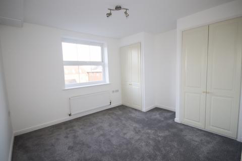 2 bedroom flat for sale, Martin Court, Sittingbourne, ME10 2GN