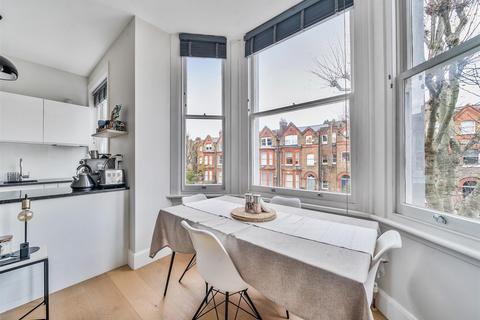 2 bedroom apartment for sale, Brondesbury Villas, London, NW6