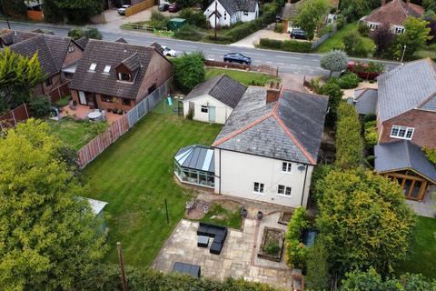 4 bedroom detached house for sale, Picket Piece, Andover, SP11 6LY