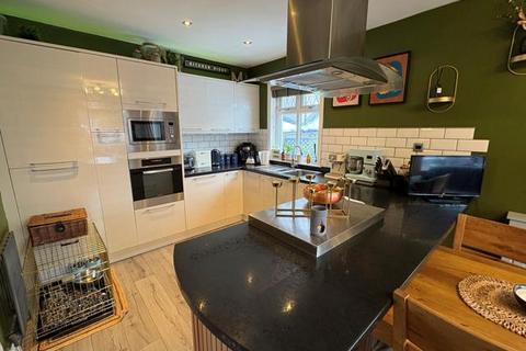 11 Norman Crescent, Bradford, BD2 2LX