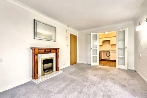 2 bedroom retirement property for sale, Chase Close, Southport PR8