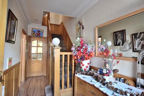 4 bedroom terraced house for sale, Mayfair Gardens, London, Greater London. N17