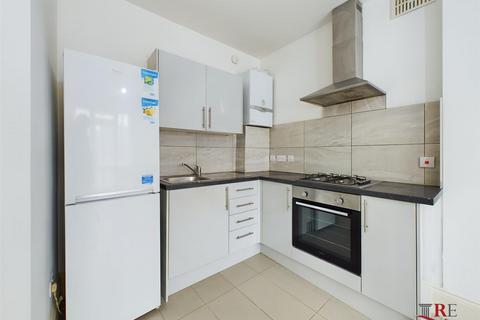 2 bedroom flat to rent, Grange Road, Willesden Green, London