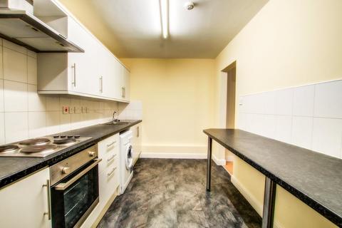 3 bedroom flat to rent, Portman Mews , Shieldfield,