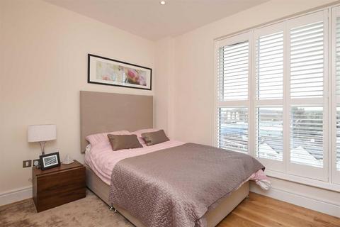 2 bedroom apartment to rent, High Road, Dollis Hill, NW10