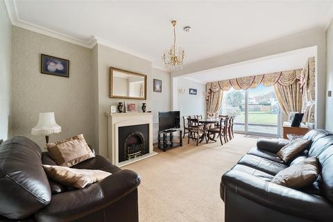 22 Warren Drive North, Surbiton, KT5 9LQ