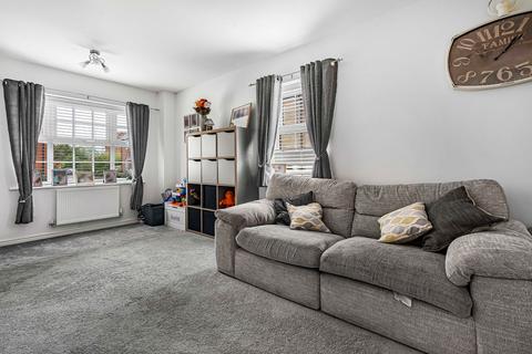 20 Badgers Drive, Wantage, OX12 9WJ