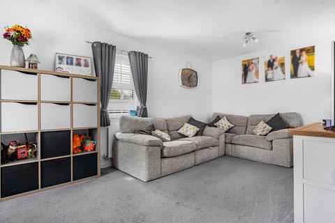 20 Badgers Drive, Wantage, OX12 9WJ