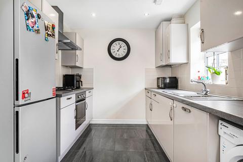 20 Badgers Drive, Wantage, OX12 9WJ