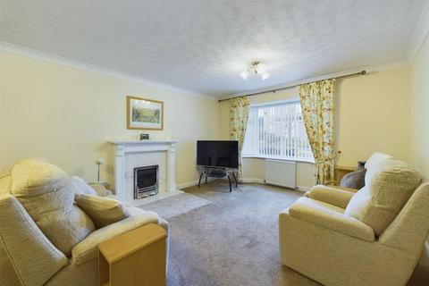 3 bedroom detached bungalow for sale, The Lawns, Bridlington