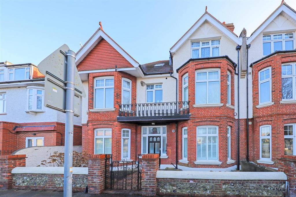 Nicholas james somerhill rd front .jpg