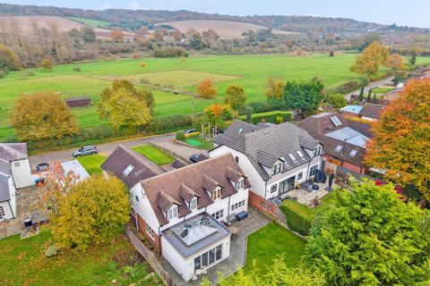 4 bedroom detached house for sale, Dudswell Lane, Dudswell, Berkhamsted, Hertfordshire, HP4