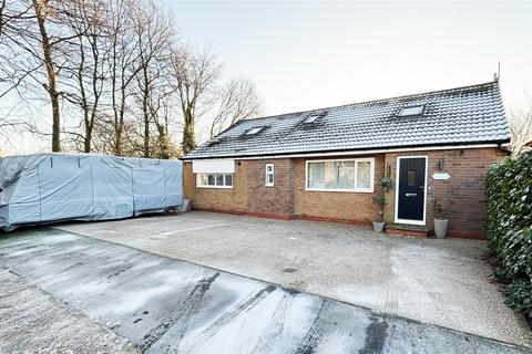 4 bedroom detached bungalow for sale, The Crescent, Welton, Brough