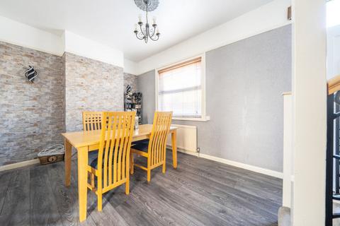 174 Andover Road, Ludgershall, Andover, SP11 9NE