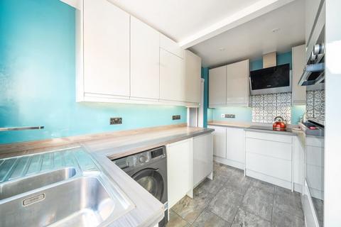 174 Andover Road, Ludgershall, Andover, SP11 9NE