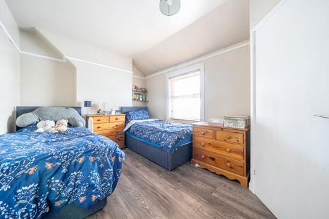 174 Andover Road, Ludgershall, Andover, SP11 9NE