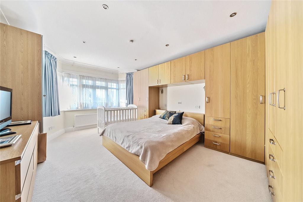 Main Bedroom