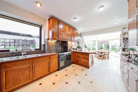 5 bedroom semi-detached house for sale, Farm Avenue, London, NW2