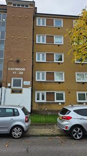 4 bedroom flat for sale, Gaywood Close, London SW2