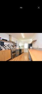 3 bedroom terraced house to rent, Sydney Street, Plymouth PL1