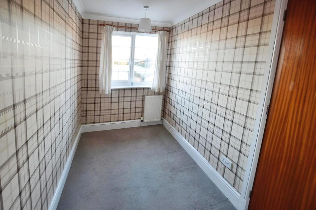 94325e43-Bedroom 201.jpg