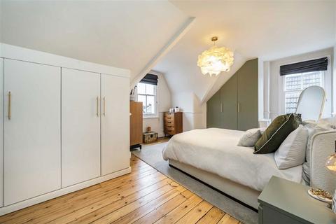 2 bedroom flat for sale, Culverley Road, London SE6