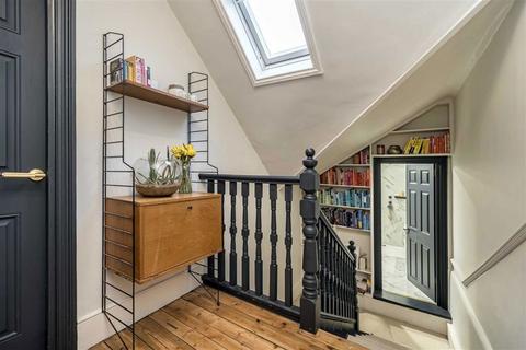 2 bedroom flat for sale, Culverley Road, London SE6